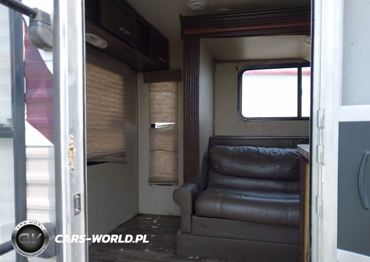 2016 Forest River Cherokee T26Rl VIN:4X4TCKB26GT182305 - 5