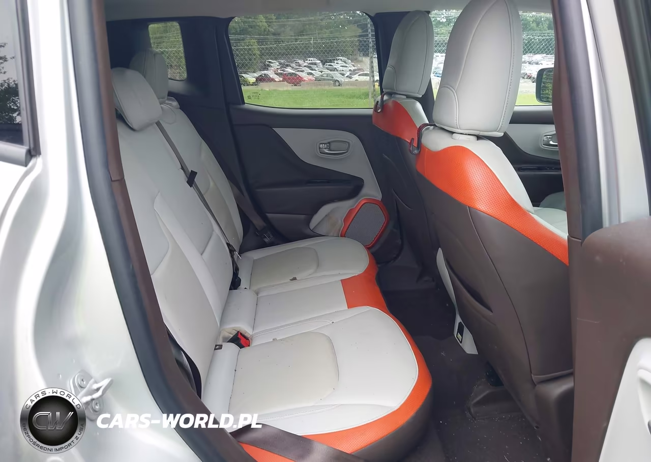 2016 Jeep Renegade Limited VIN:ZACCJADTXGPE12354 - 8