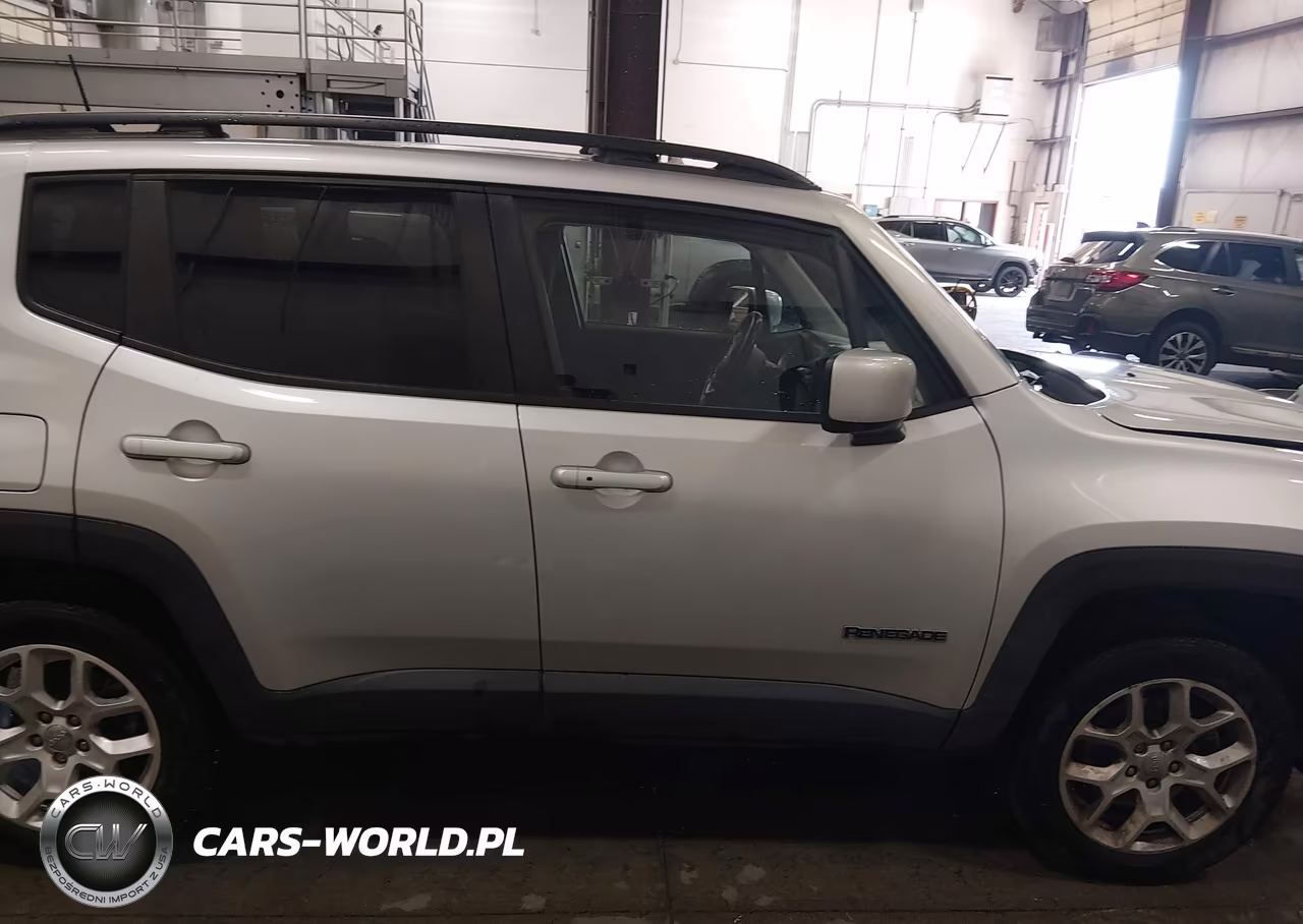 2018 Jeep Renegade Latitude 4X4 VIN:ZACCJBBB8JPH97985 - 14