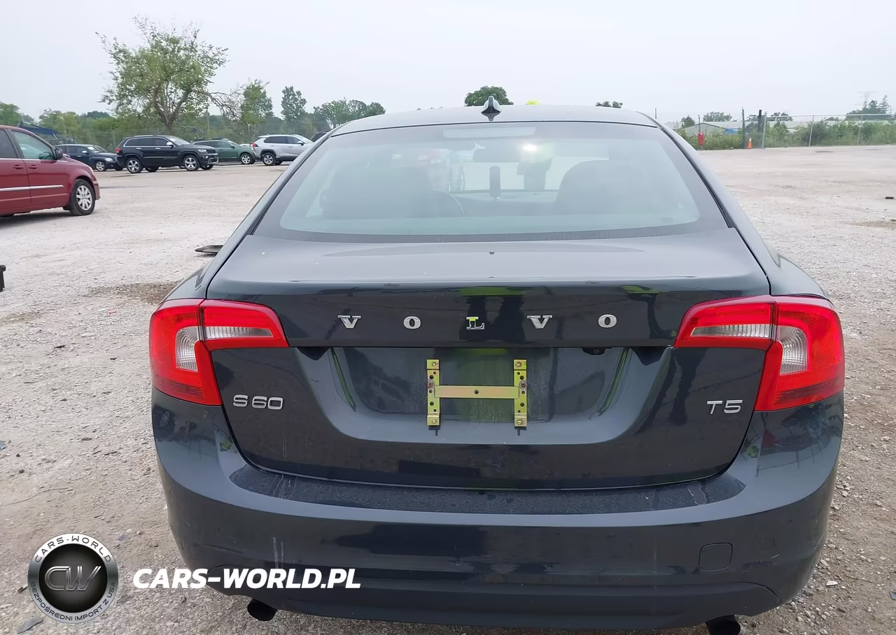 2012 Volvo S60 T5-T5 W-Moonroof VIN:YV1622FS1C2109966 - 16