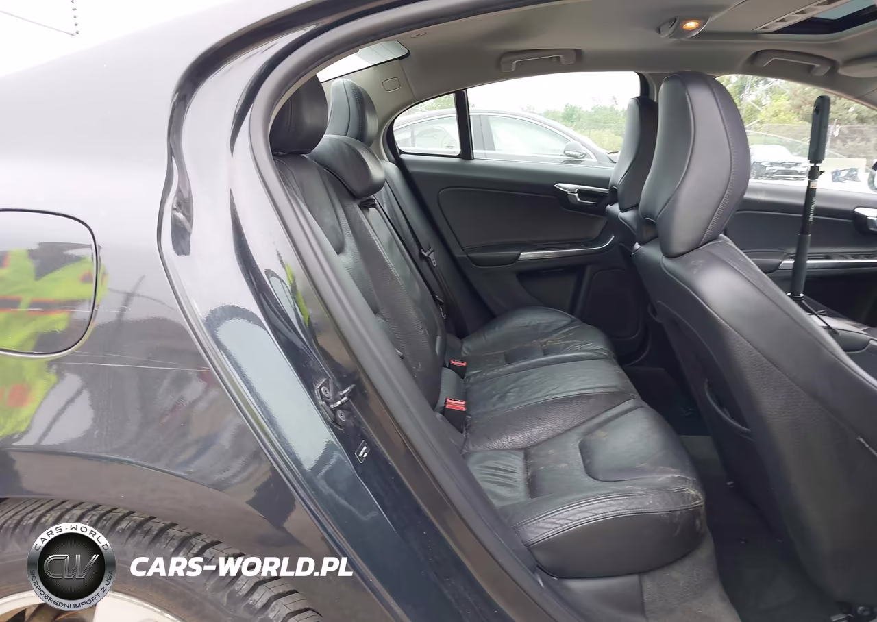 2012 Volvo S60 T5-T5 W-Moonroof VIN:YV1622FS1C2109966 - 8