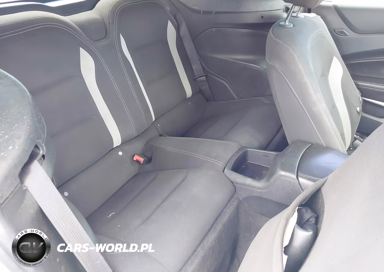 2018 Chevrolet Camaro 1Lt VIN:1G1FB3DX2J0129672 - 8