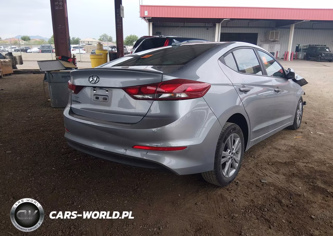 2017 Hyundai Elantra Se VIN:5NPD84LF7HH037613 - 4