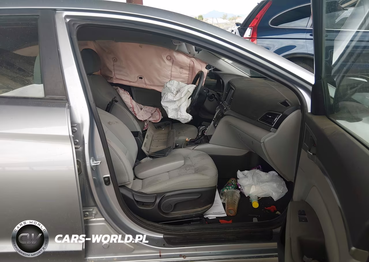 2017 Hyundai Elantra Se VIN:5NPD84LF7HH037613 - 5