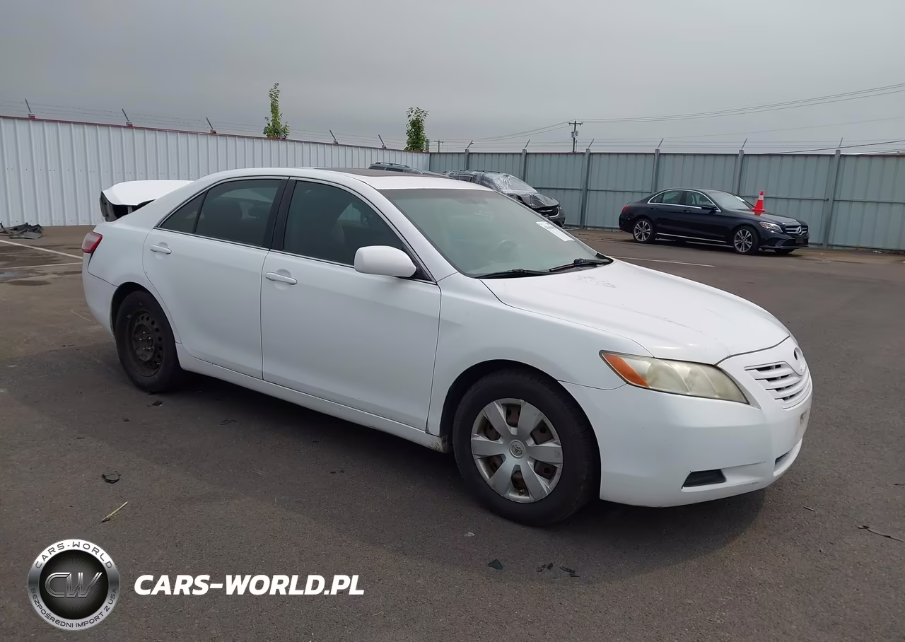 2007 Toyota Camry Le – zdjęcie 1 z 16