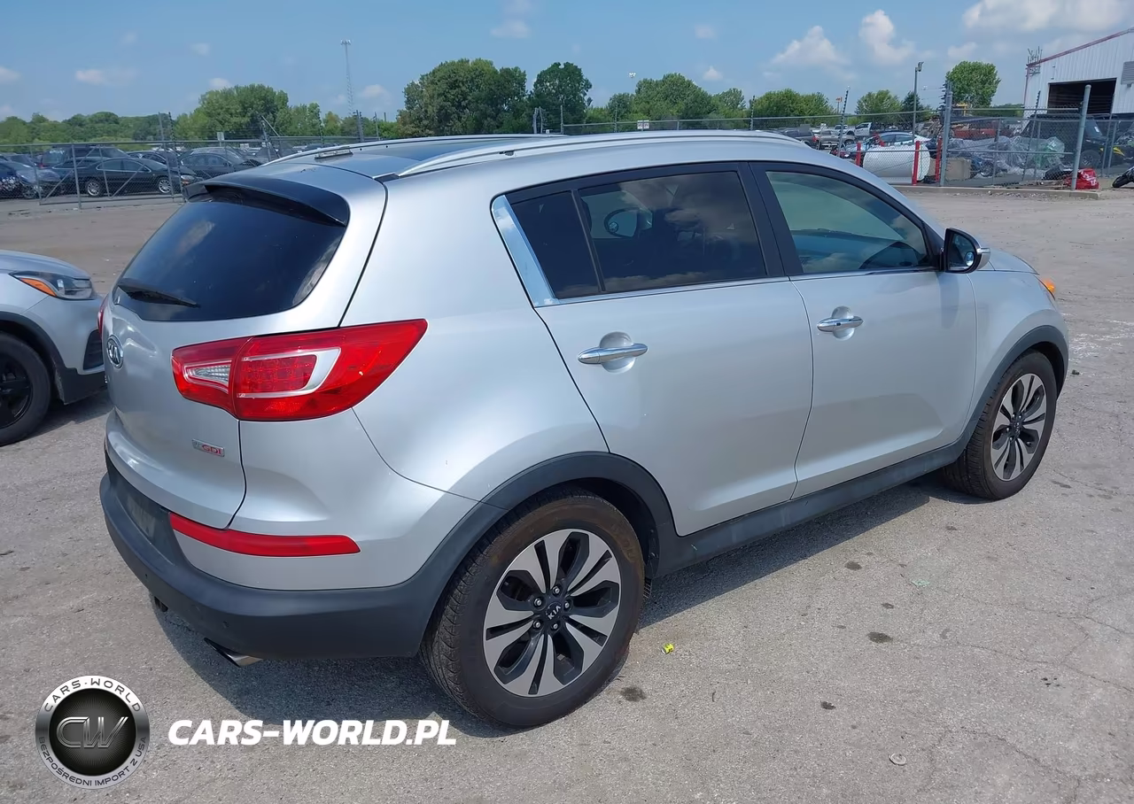2012 Kia Sportage Sx VIN:KNDPC3A68C7172542 - 4