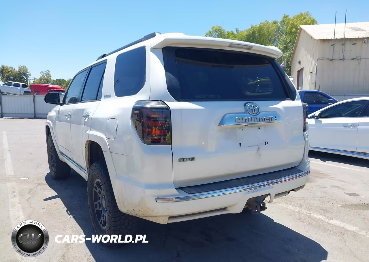 2010 Toyota 4Runner Limited V6 VIN:JTEBU5JR5A5026973 - 3