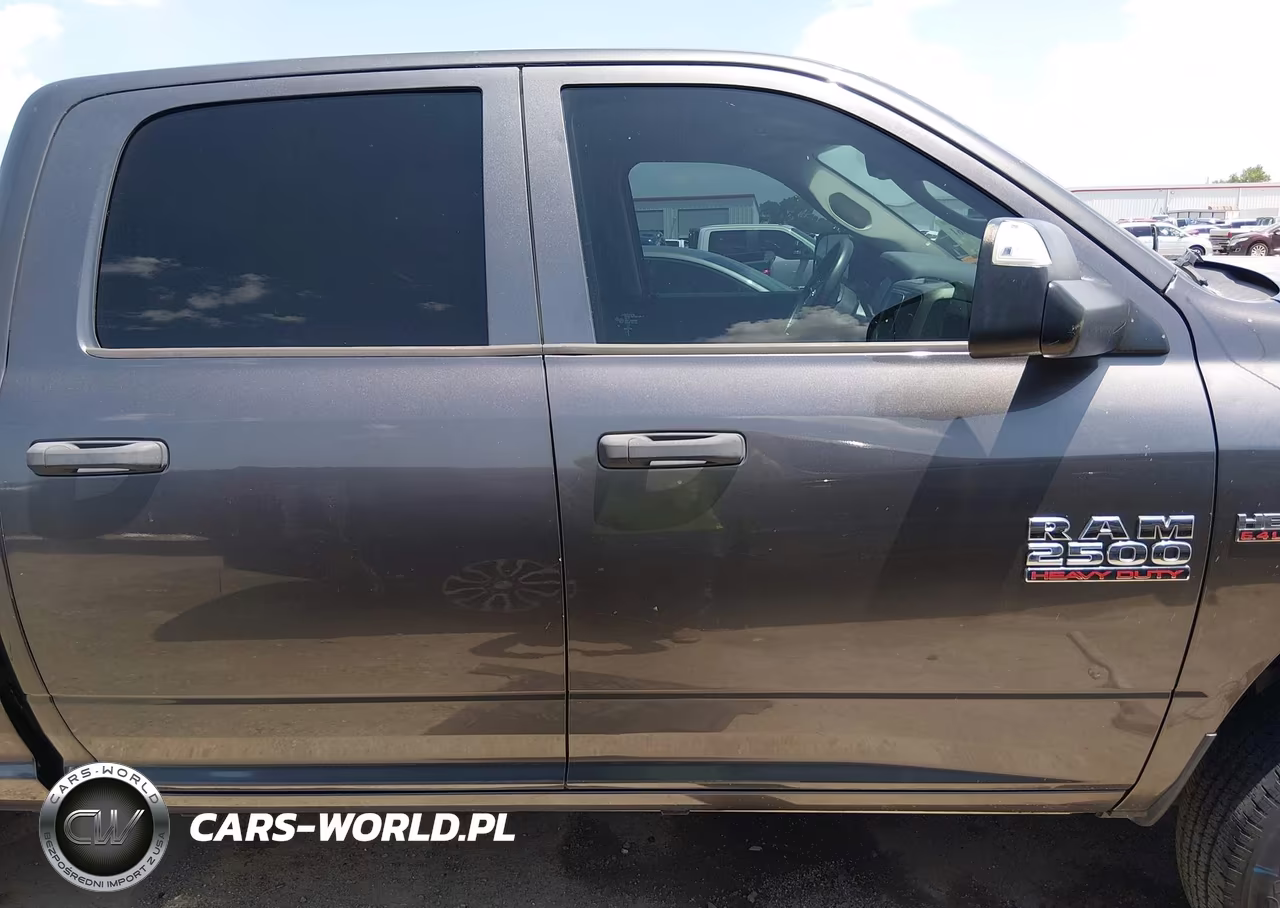 2015 Ram 2500 Tradesman VIN:3C6UR5CJ1FG646264 - 13
