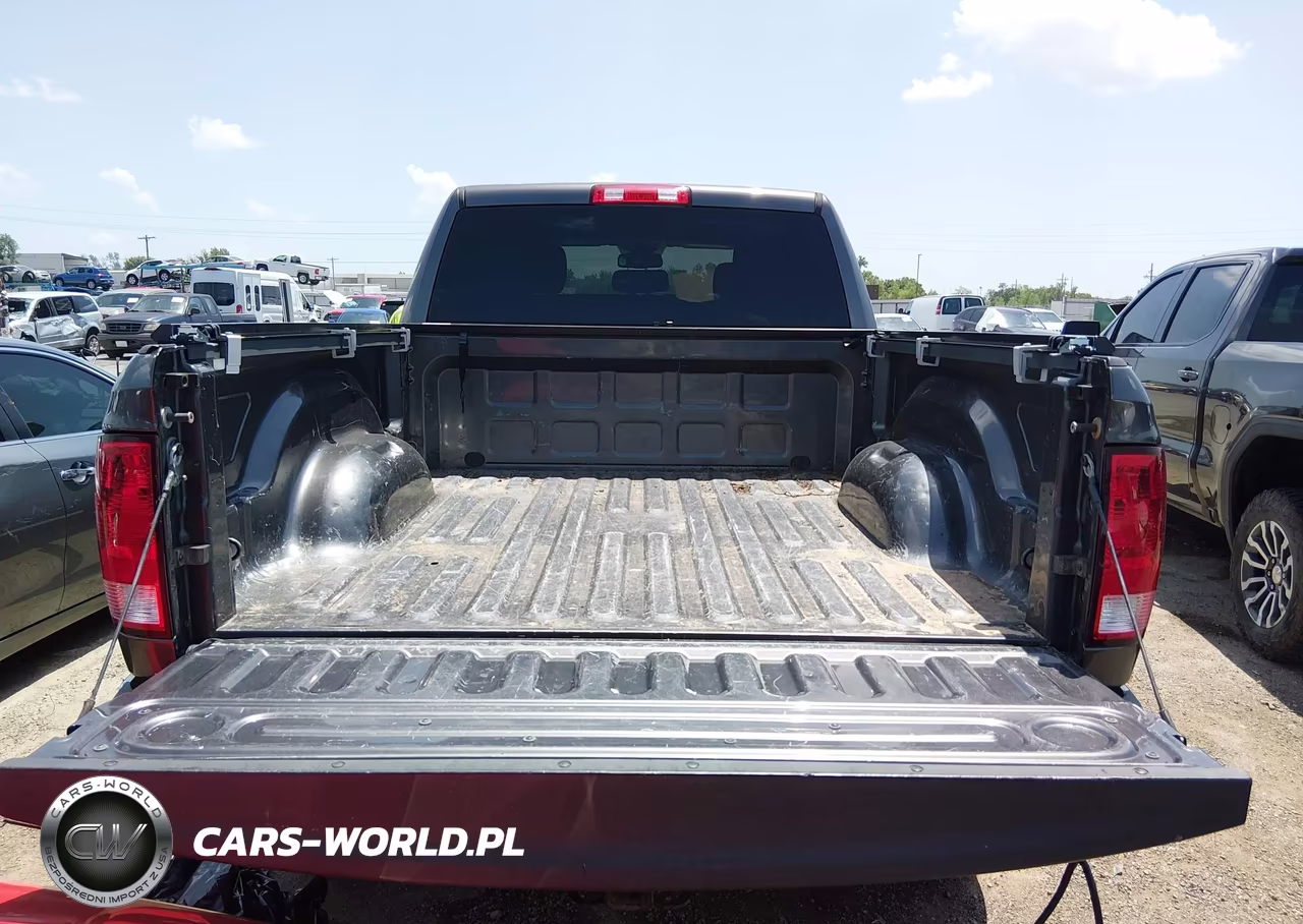 2015 Ram 2500 Tradesman VIN:3C6UR5CJ1FG646264 - 16