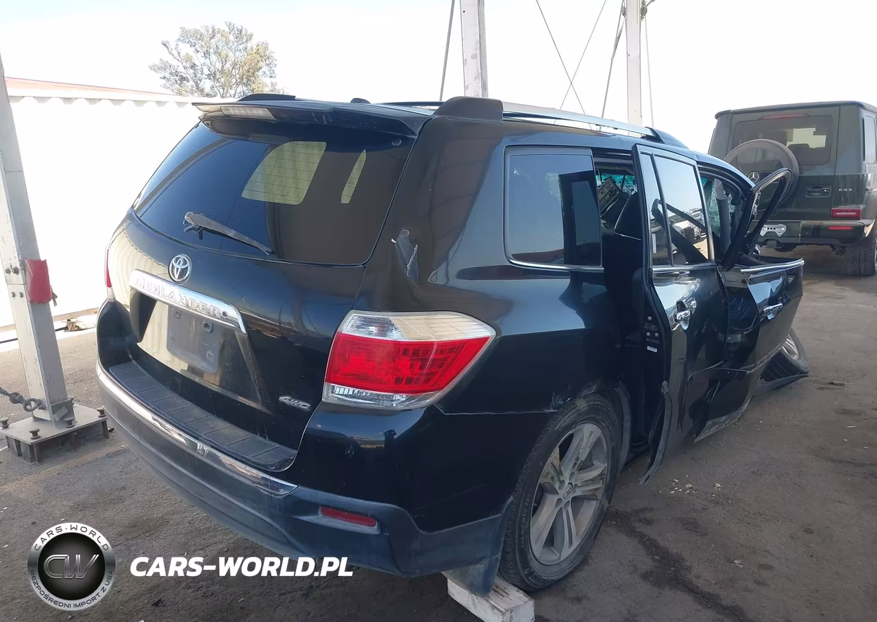 2011 Toyota Highlander Limited V6 VIN:5TDDK3EH3BS086237 - 4