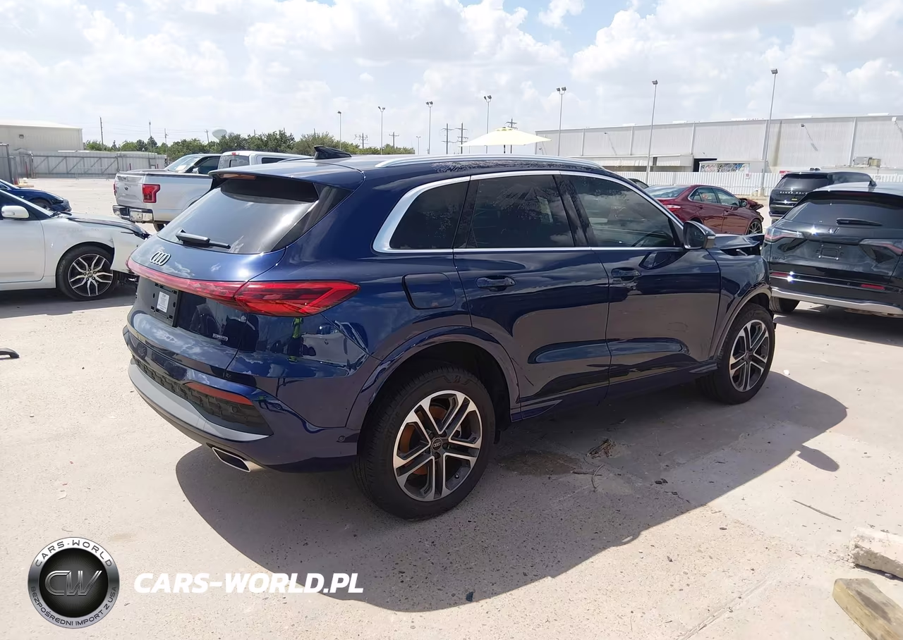 2025 Audi All-New Q5 Premium Tfsi Quattro S Tronic VIN:WA11AAGU8S2115107 - 4