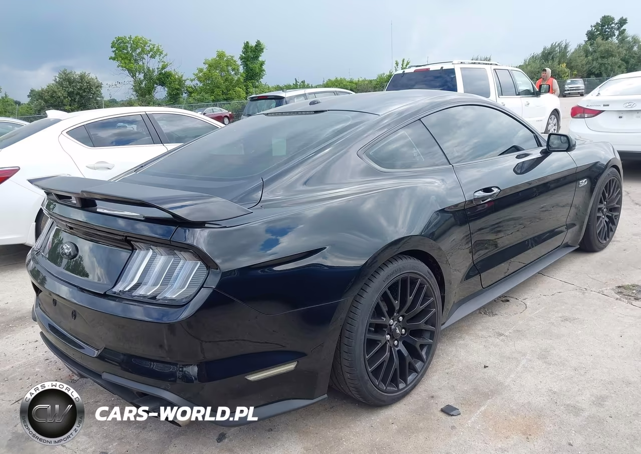 2018 Ford Mustang Gt VIN:1FA6P8CFXJ5108592 - 4