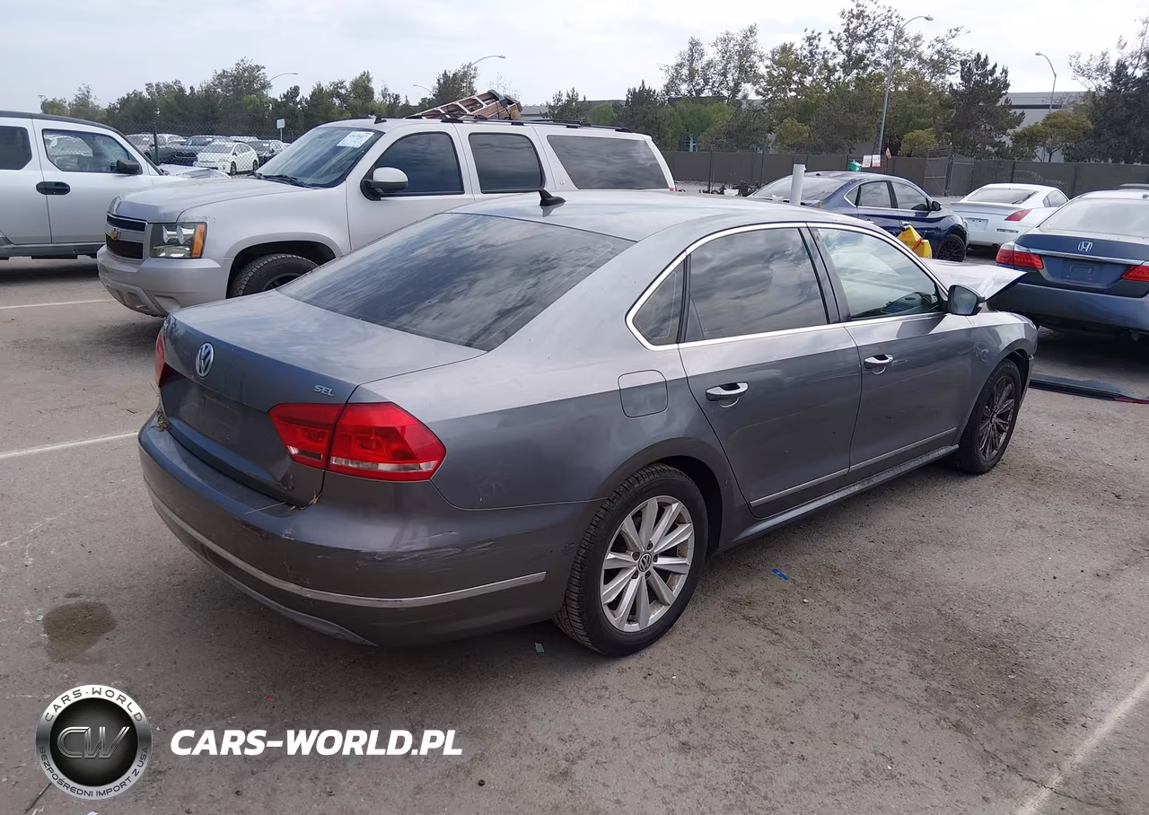 2013 Volkswagen Passat 2.5L Sel Premium VIN:1VWCP7A34DC053649 - 4