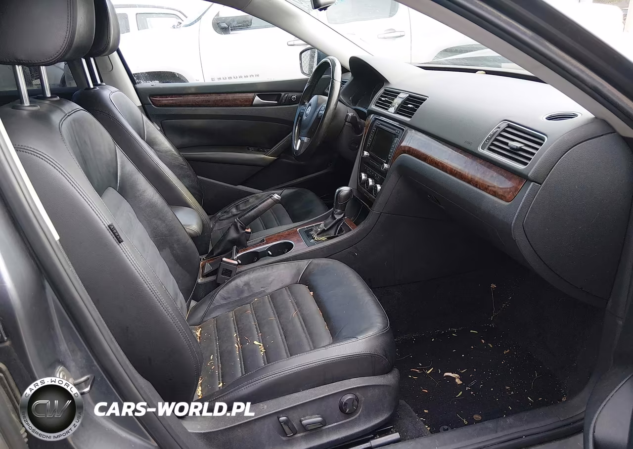 2013 Volkswagen Passat 2.5L Sel Premium VIN:1VWCP7A34DC053649 - 5