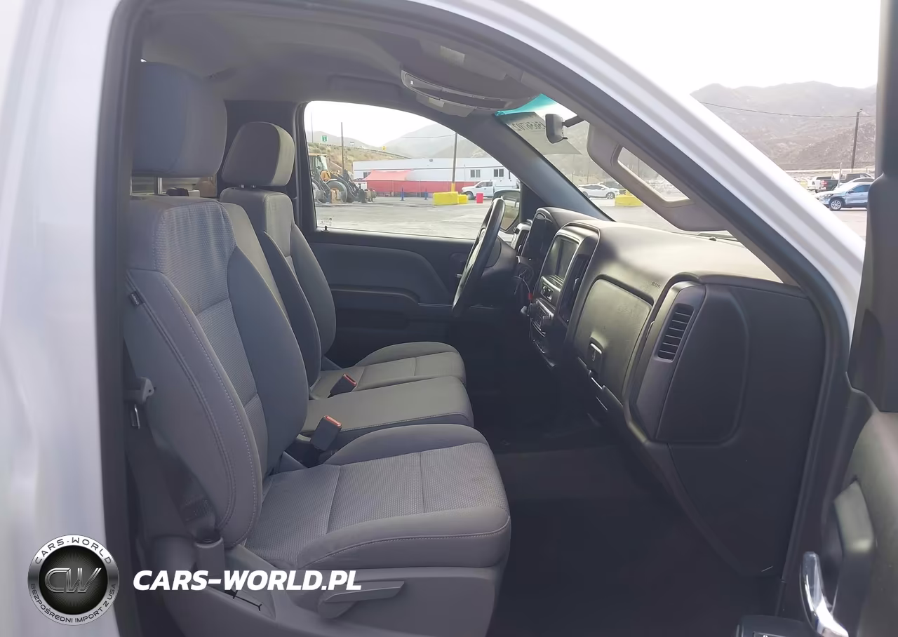 2018 Chevrolet Silverado 1500 Wt VIN:1GCNCNEC4JZ102105 - 5