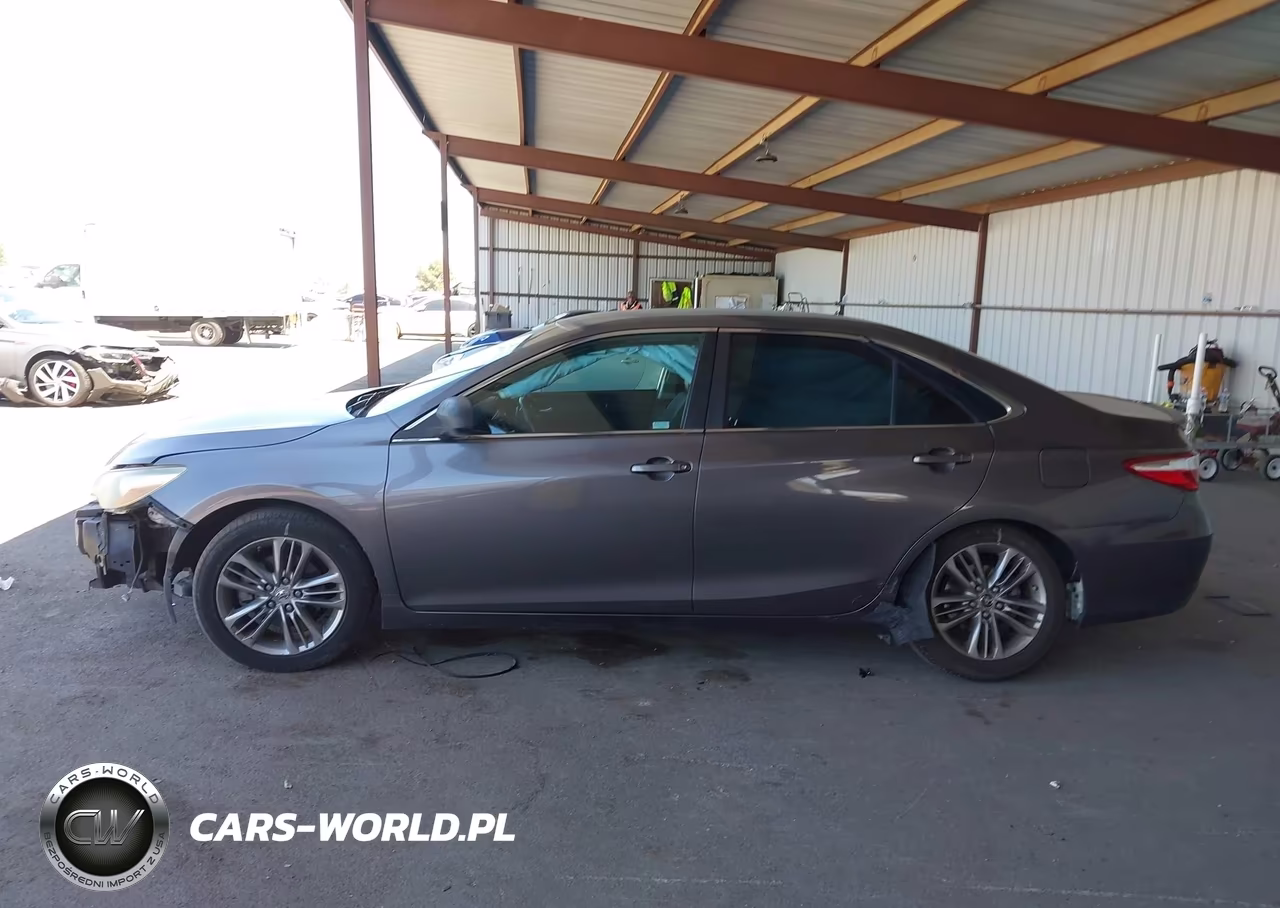 2015 Toyota Camry Se VIN:4T1BF1FK5FU941091 - 15