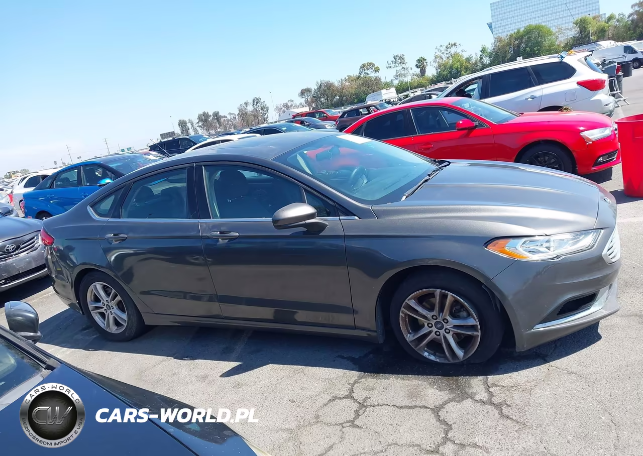 2018 Ford Fusion Se VIN:3FA6P0H7XJR110732 - 13