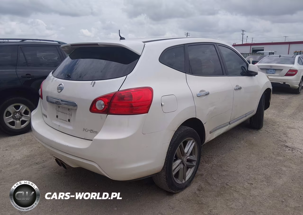 2011 Nissan Rogue S Krom Edition VIN:JN8AS5MT6BW175356 - 4