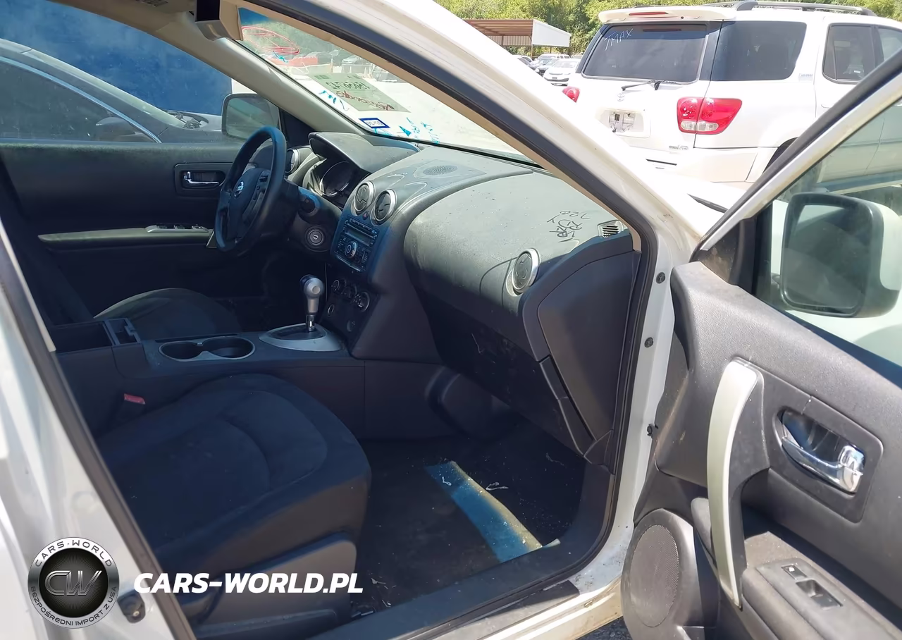2011 Nissan Rogue S Krom Edition VIN:JN8AS5MT6BW175356 - 5