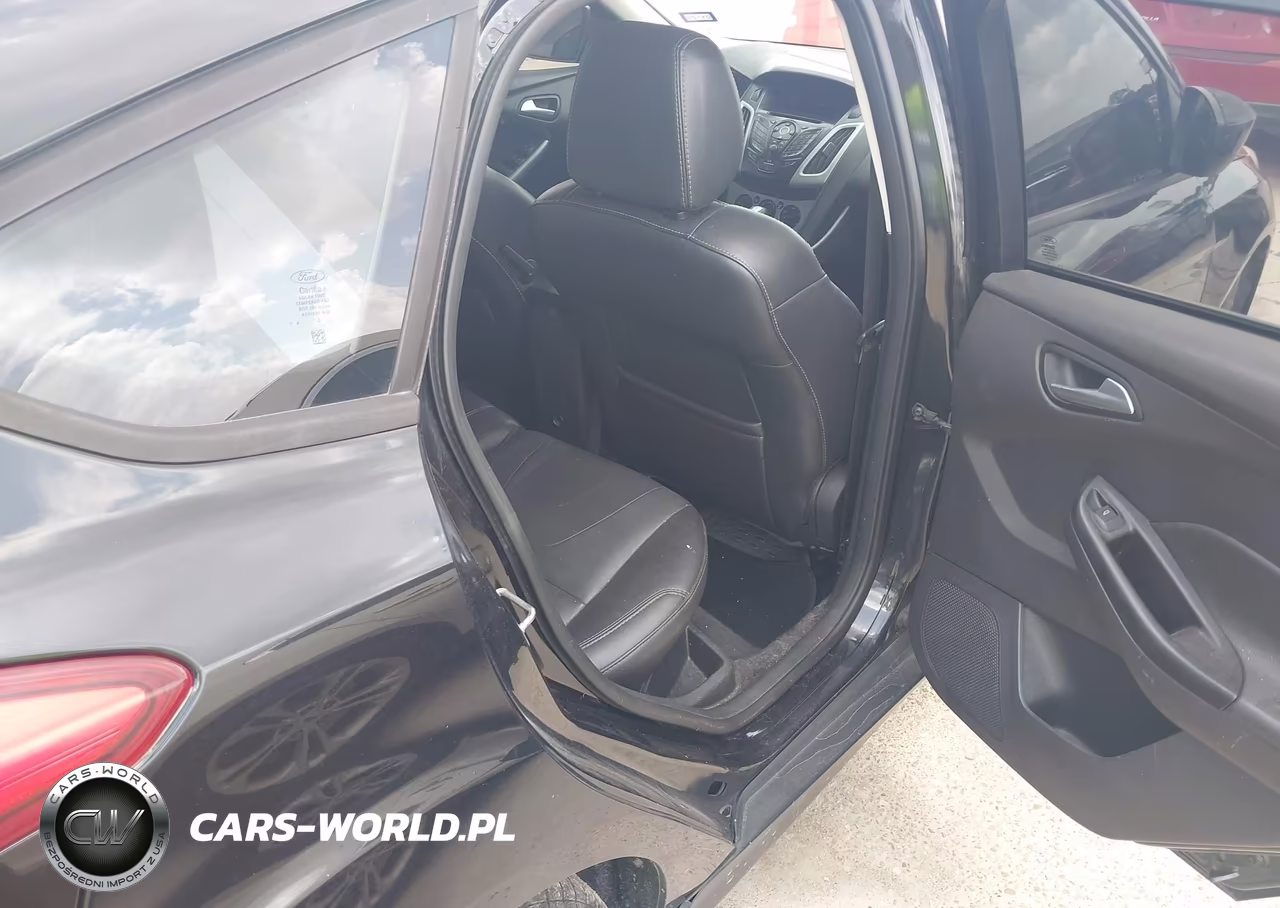 2012 Ford Focus Se VIN:1FAHP3K22CL284285 - 8