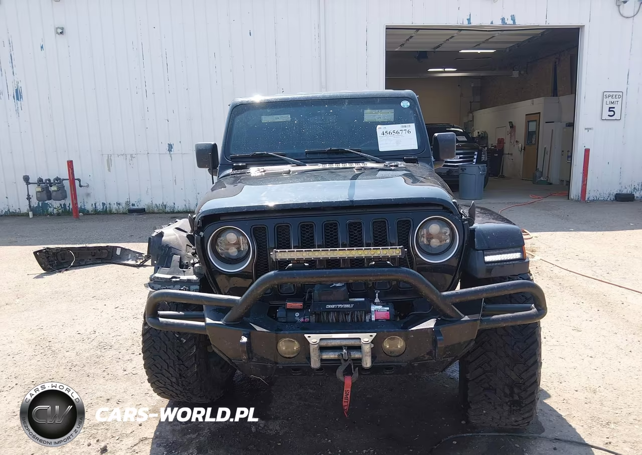 2019 Jeep Wrangler Unlimited Sahara VIN:1C4HJXEG5KW565066 - 13