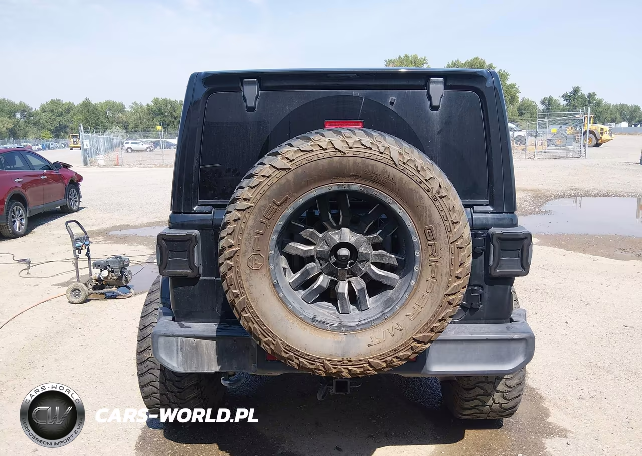 2019 Jeep Wrangler Unlimited Sahara VIN:1C4HJXEG5KW565066 - 17