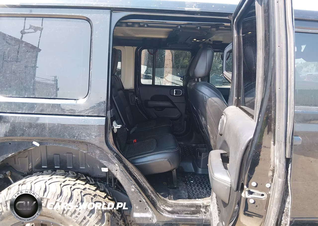 2019 Jeep Wrangler Unlimited Sahara VIN:1C4HJXEG5KW565066 - 8