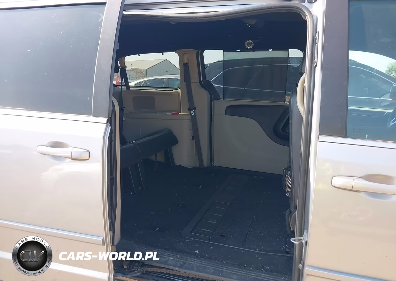2017 Dodge Grand Caravan Sxt VIN:2C4RDGCG4HR772628 - 8
