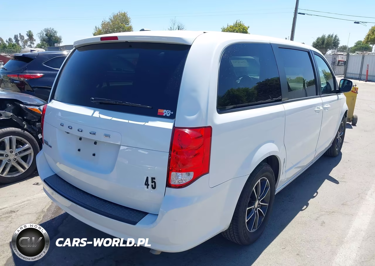2019 Dodge Grand Caravan Se Plus VIN:2C4RDGBG6KR547751 - 4