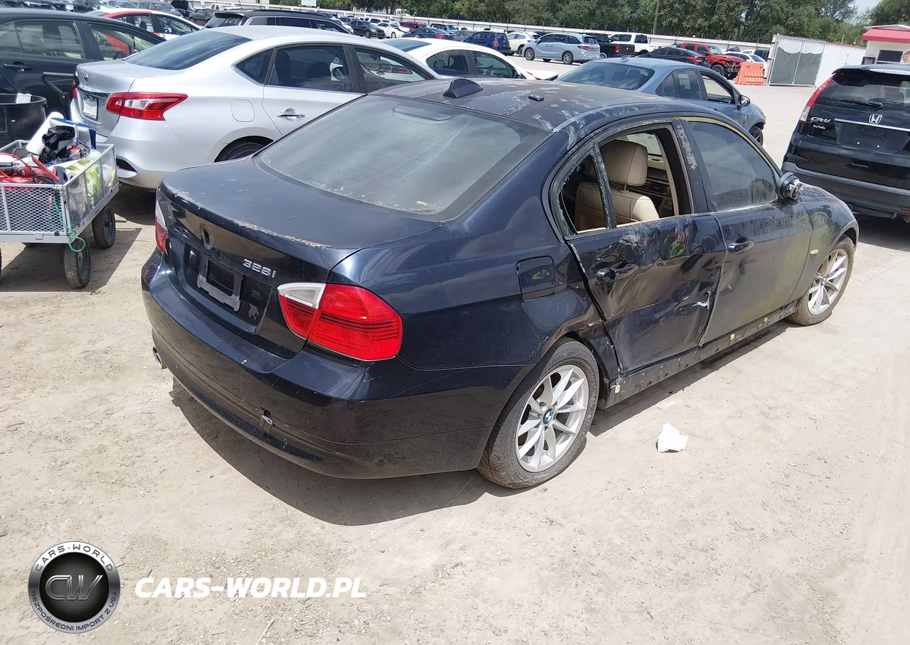 2008 BMW 328I VIN:WBAVA375X8NL49393 - 4