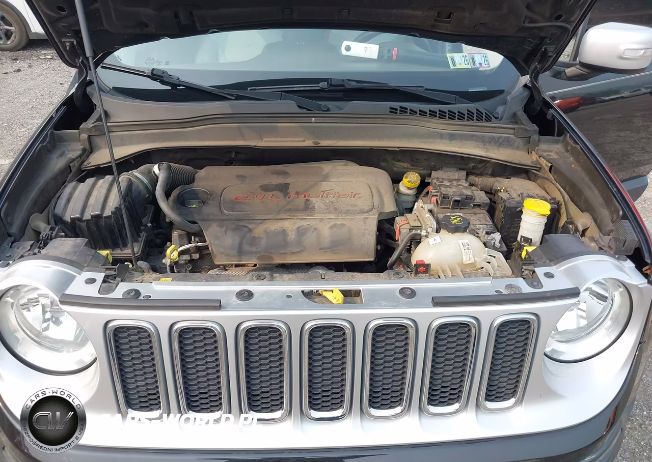 2015 Jeep Renegade Limited VIN:ZACCJBDT6FPB81988 - 10