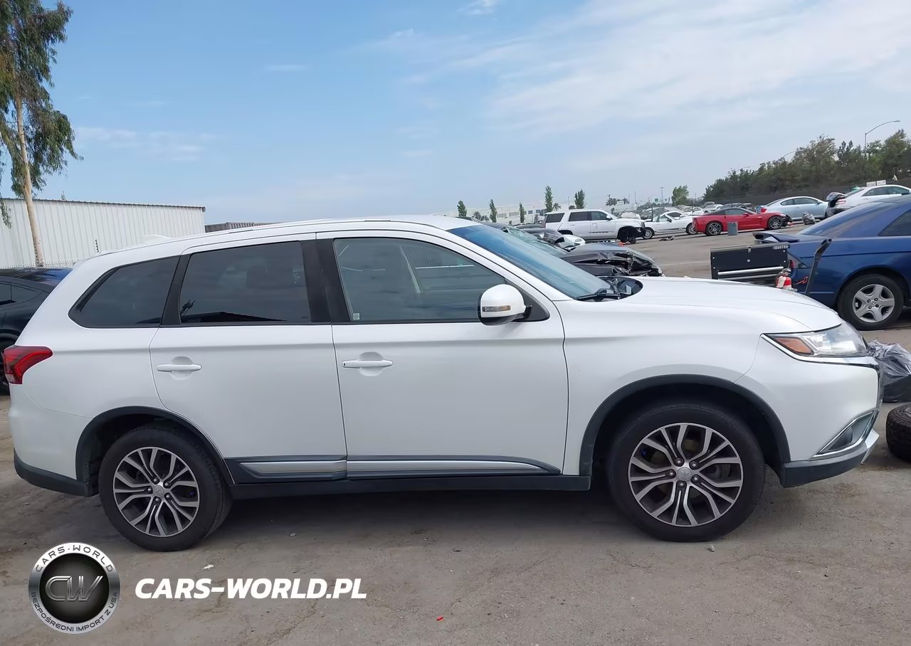 2018 Mitsubishi Outlander Se VIN:JA4AD3A33JZ041541 - 13