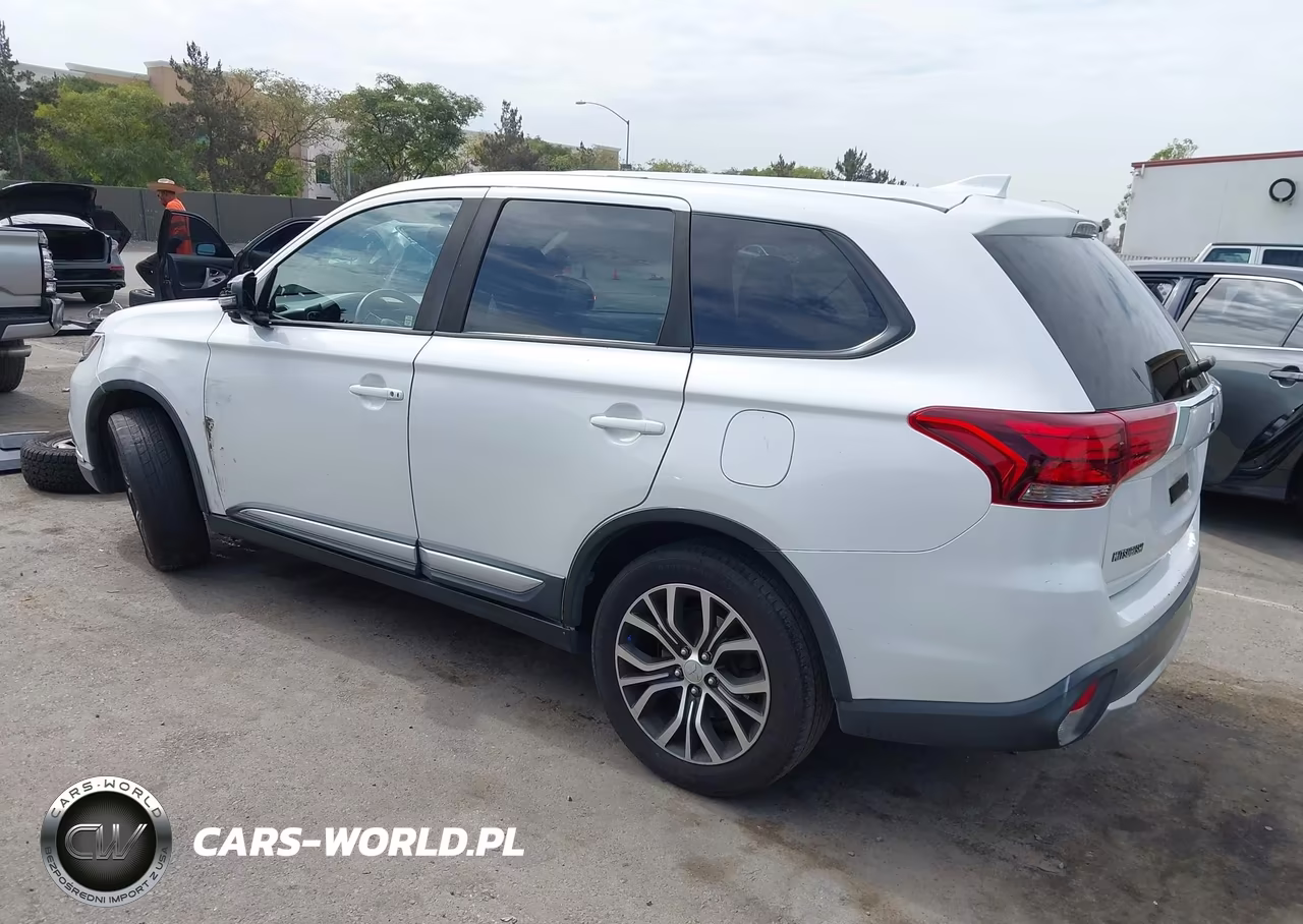 2018 Mitsubishi Outlander Se VIN:JA4AD3A33JZ041541 - 3