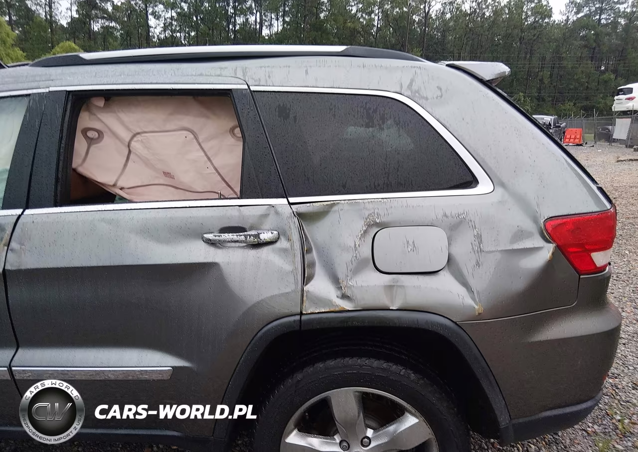 2013 Jeep Grand Cherokee Overland VIN:1C4RJECG7DC538192 - 11