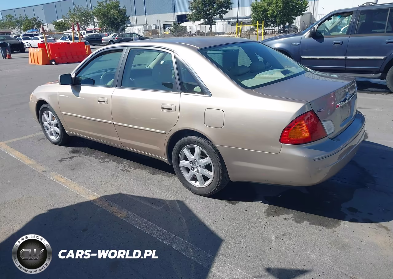 2001 Toyota Avalon Xls VIN:4T1BF28B81U136374 - 3