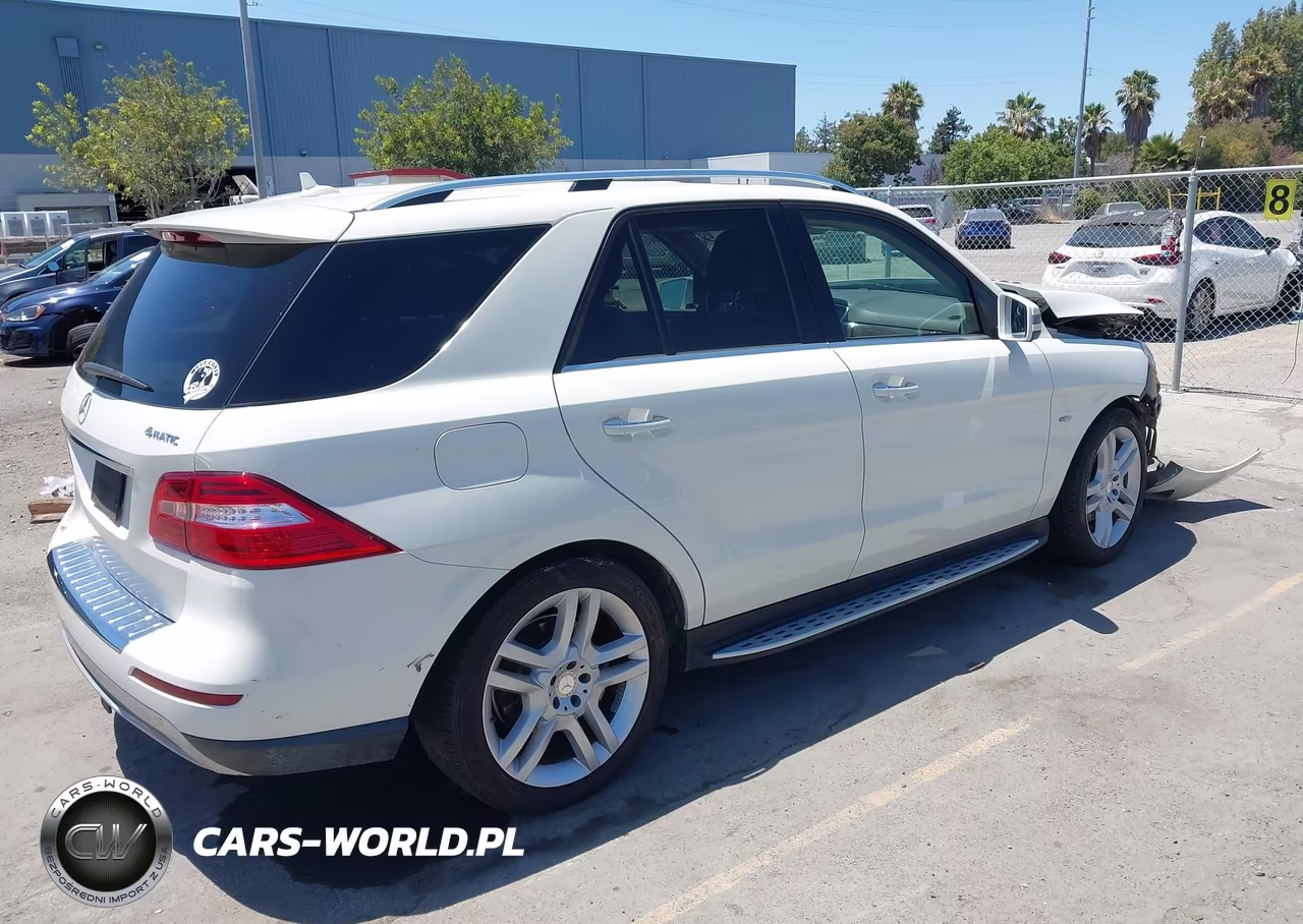 2012 Mercedes-Benz Ml 350 4Matic VIN:4JGDA5HB3CA042013 - 4