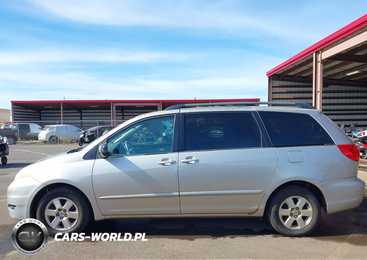 2009 Toyota Sienna Le VIN:5TDZK23C09S288678 - 15