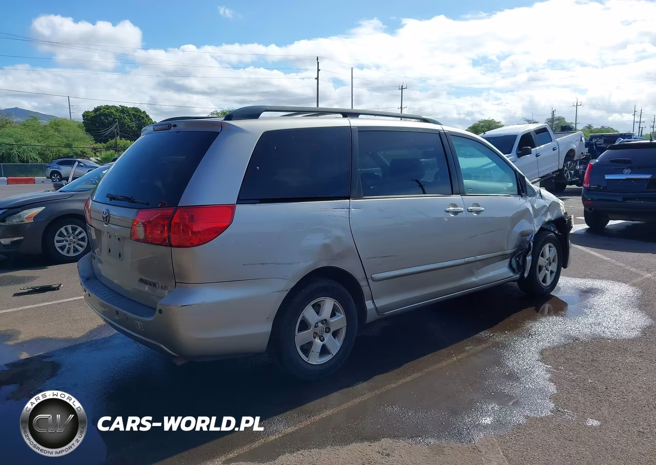 2009 Toyota Sienna Le VIN:5TDZK23C09S288678 - 4