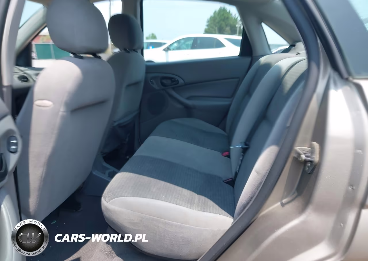 2003 Ford Focus Se VIN:1FAHP34P83W323713 - 8