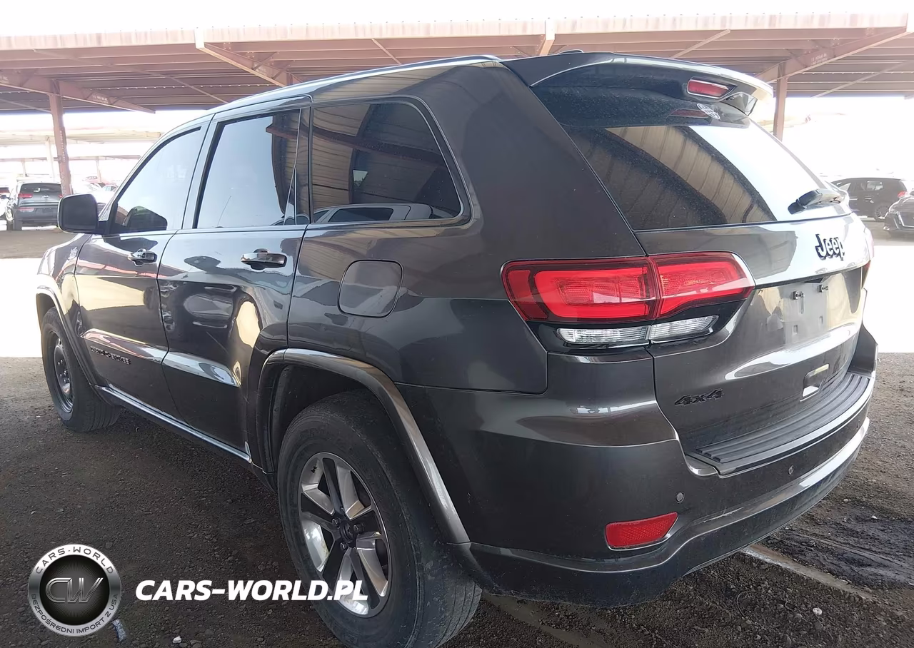 2020 Jeep Grand Cherokee Altitude 4X4 VIN:1C4RJFAG6LC210026 - 3