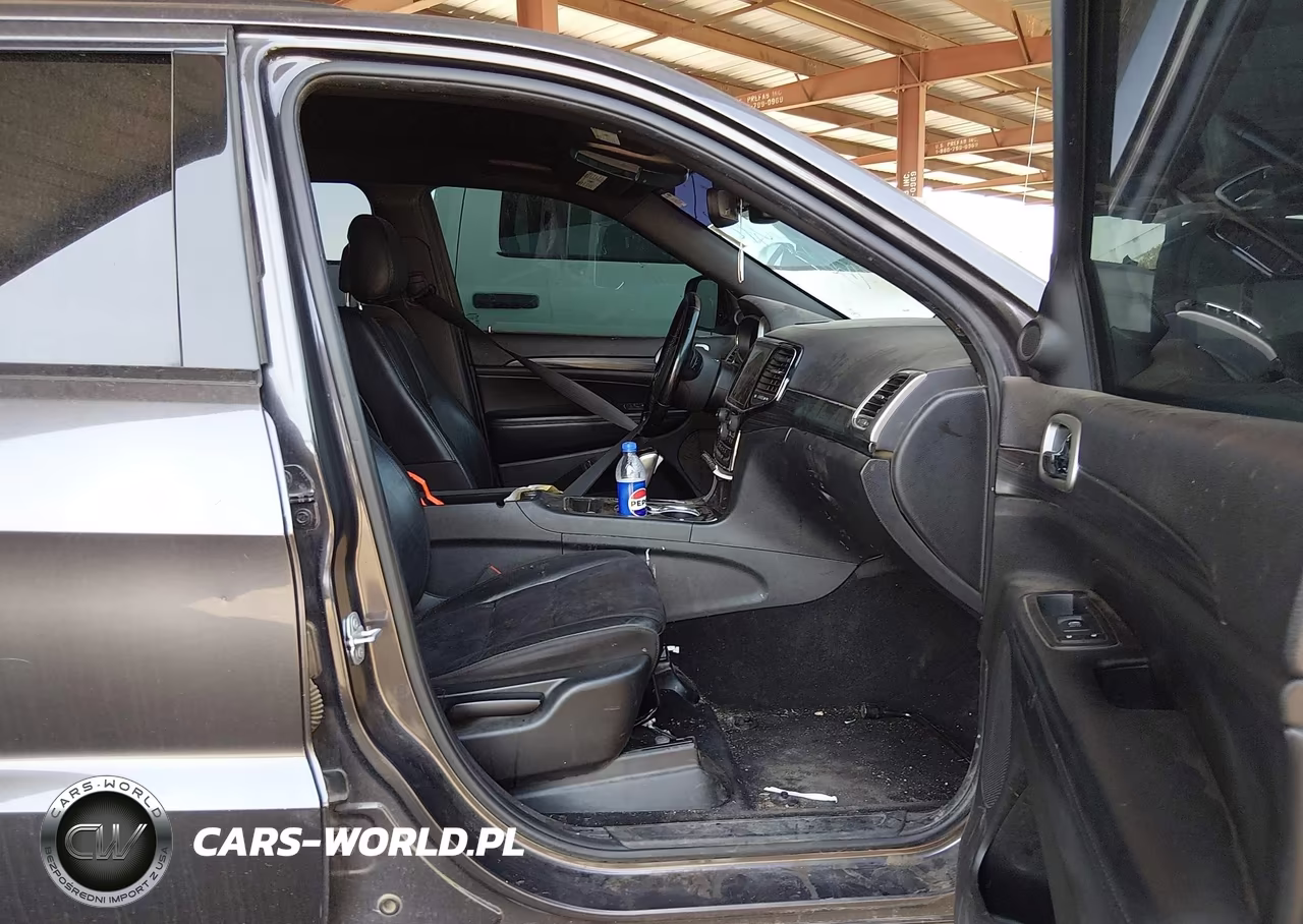 2020 Jeep Grand Cherokee Altitude 4X4 VIN:1C4RJFAG6LC210026 - 5