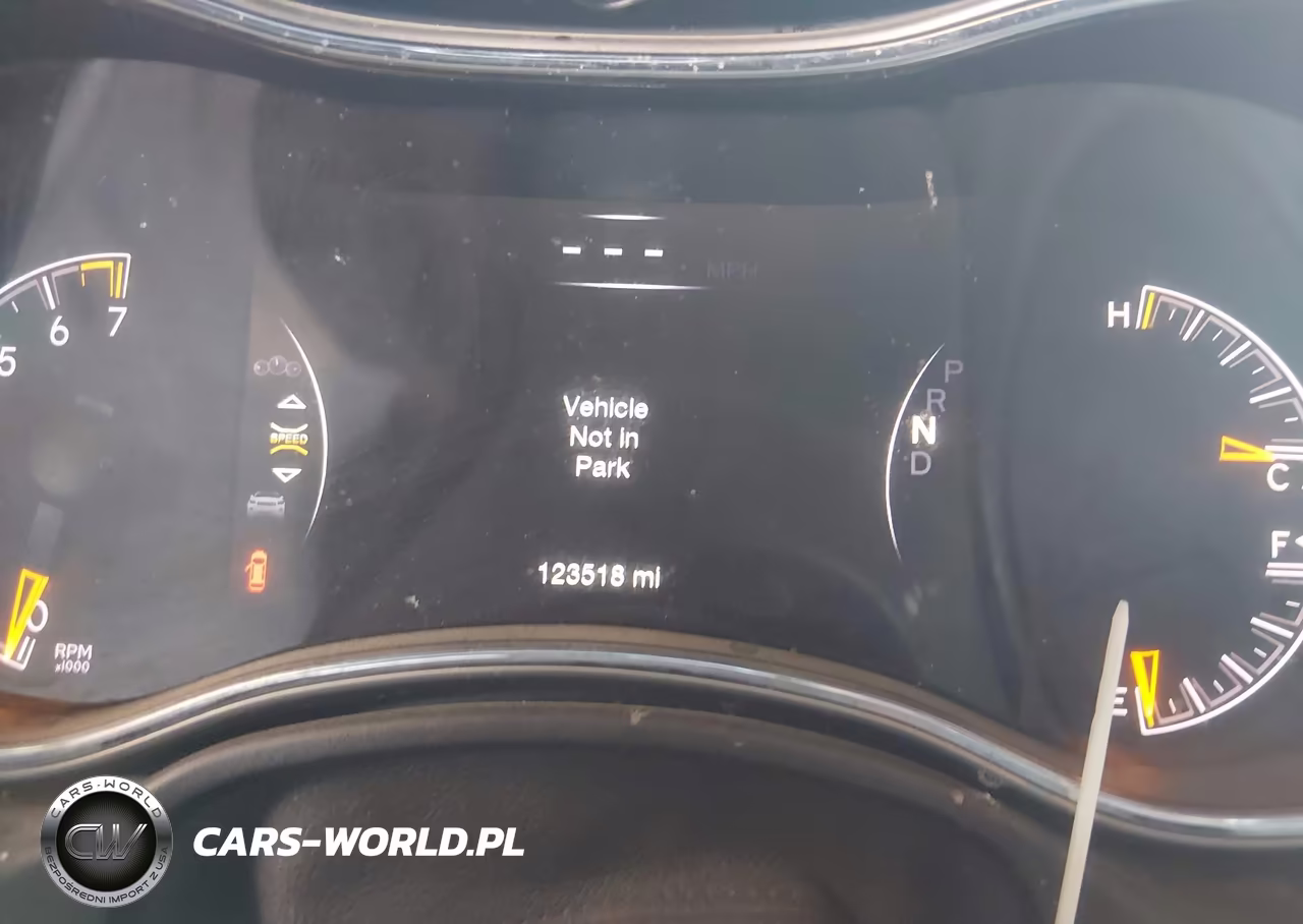 2020 Jeep Grand Cherokee Altitude 4X4 VIN:1C4RJFAG6LC210026 - 7