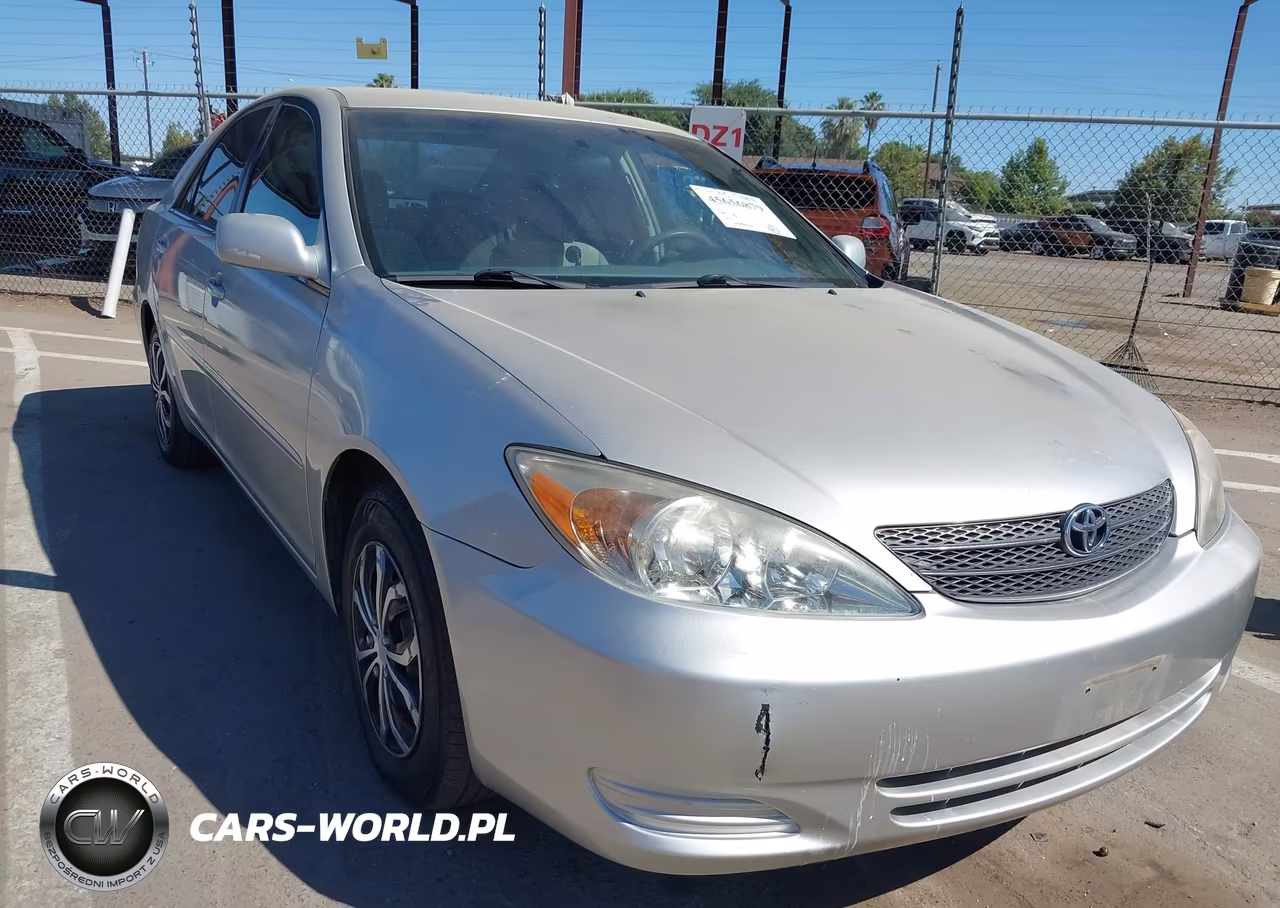 2003 Toyota Camry Le VIN:4T1BE32K43U123772 - 1