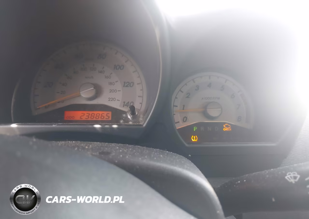 2005 Scion Tc VIN:JTKDE177850029984 - 7