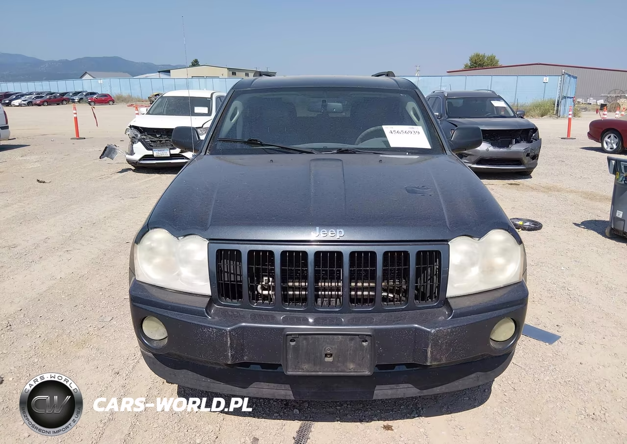 2007 Jeep Grand Cherokee Laredo VIN:1J8GR48K27C588003 - 12