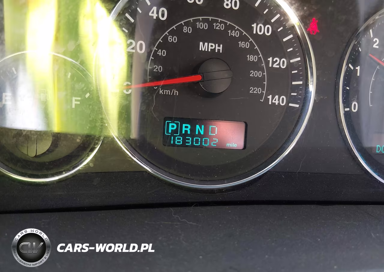 2007 Jeep Grand Cherokee Laredo VIN:1J8GR48K27C588003 - 15