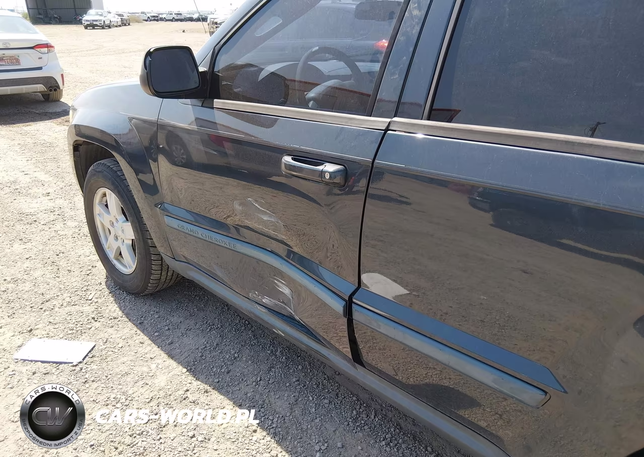 2007 Jeep Grand Cherokee Laredo VIN:1J8GR48K27C588003 - 17