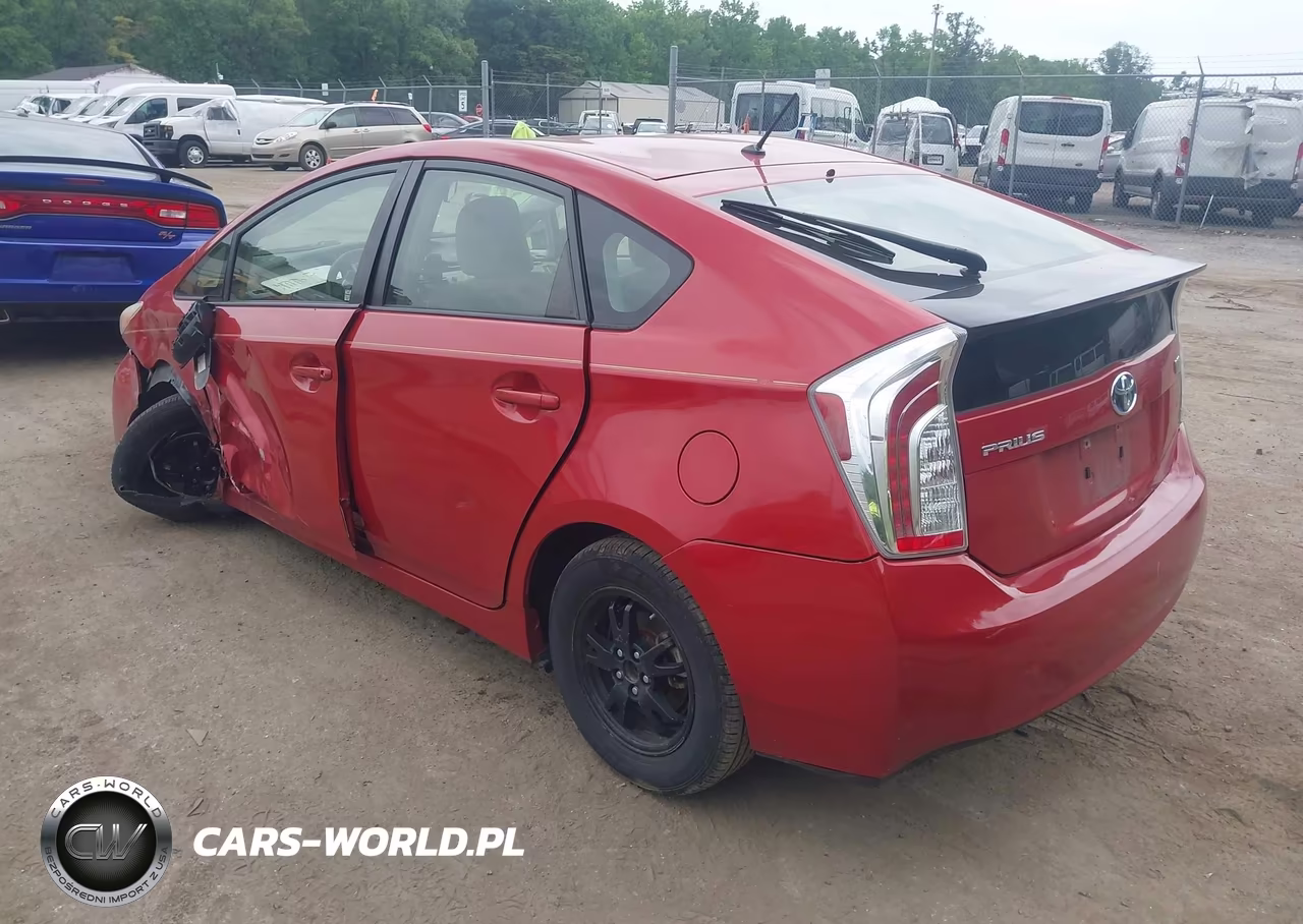 2014 Toyota Prius Two VIN:JTDKN3DU8E1737604 - 3