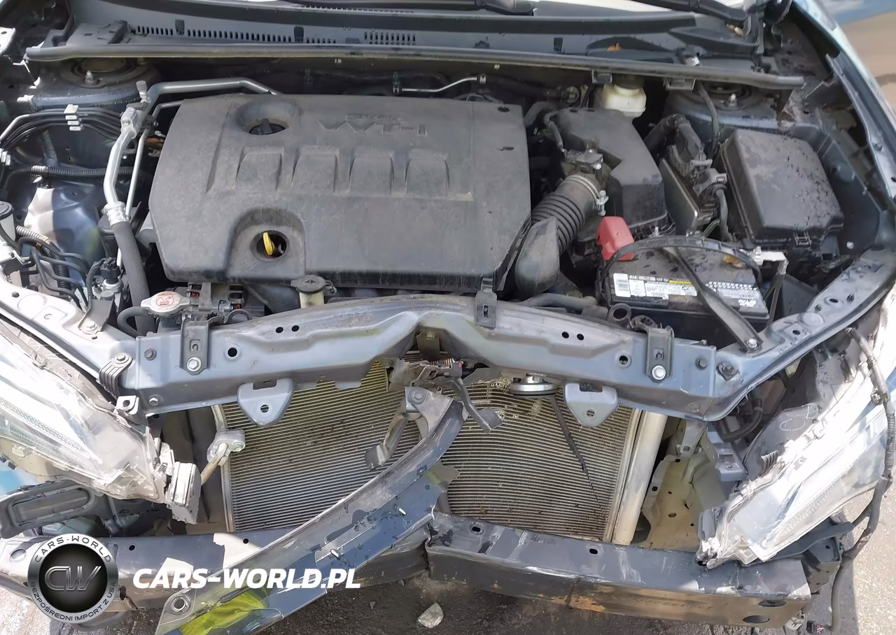 2018 Toyota Corolla Le VIN:5YFBURHE5JP791103 - 10