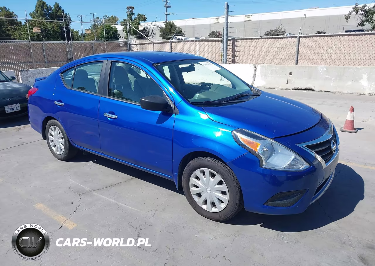 2015 Nissan Versa 1.6 Sv